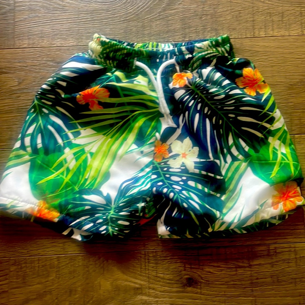 2T Tropical Swim Trunks 🐠